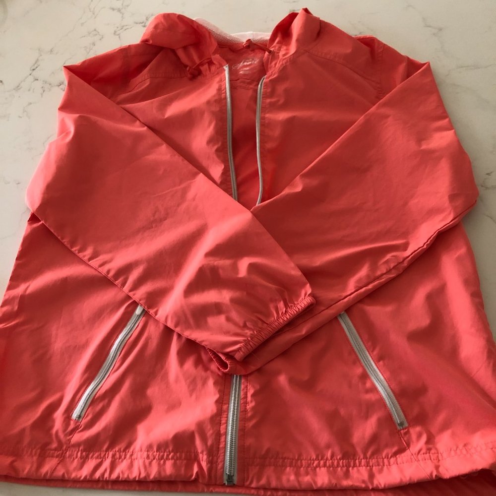 Like New Style & Co. Sport Light Weight Wind Breaker Packable Jacket